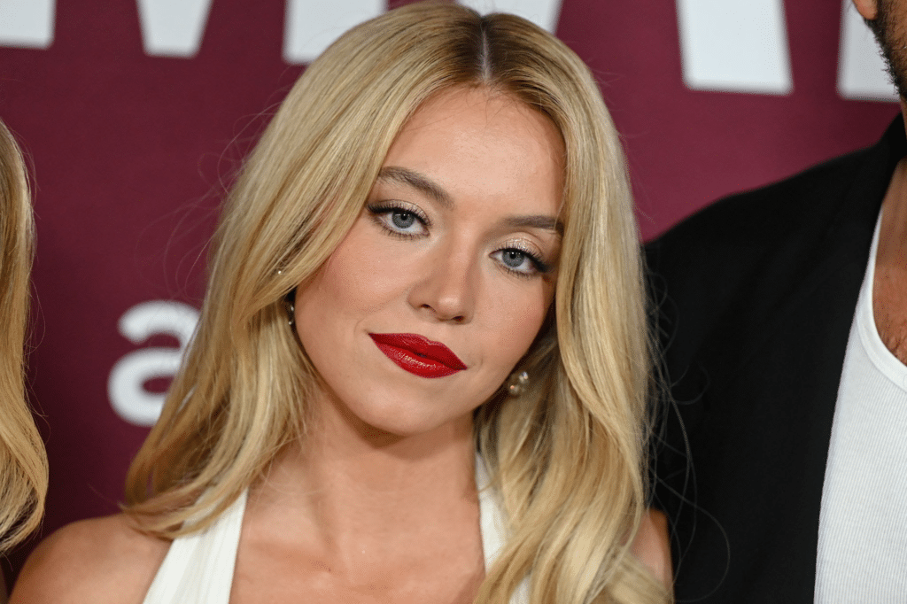 Qual a altura de Sydney Sweeney? Medidas, carreira e curiosidades