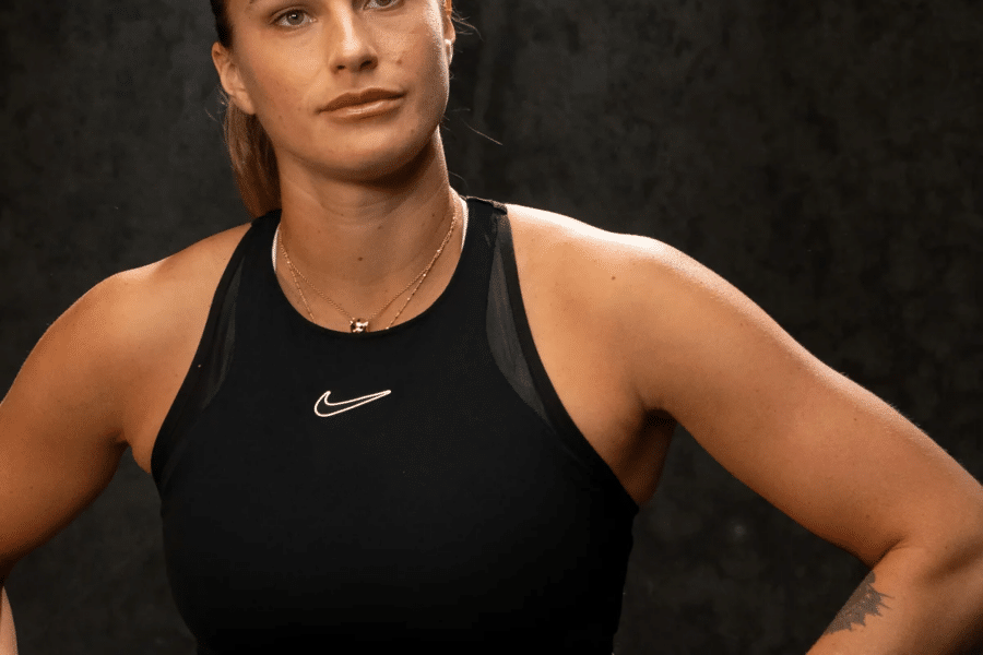 Qual a altura de Sabalenka? Medidas e impacto no tênis